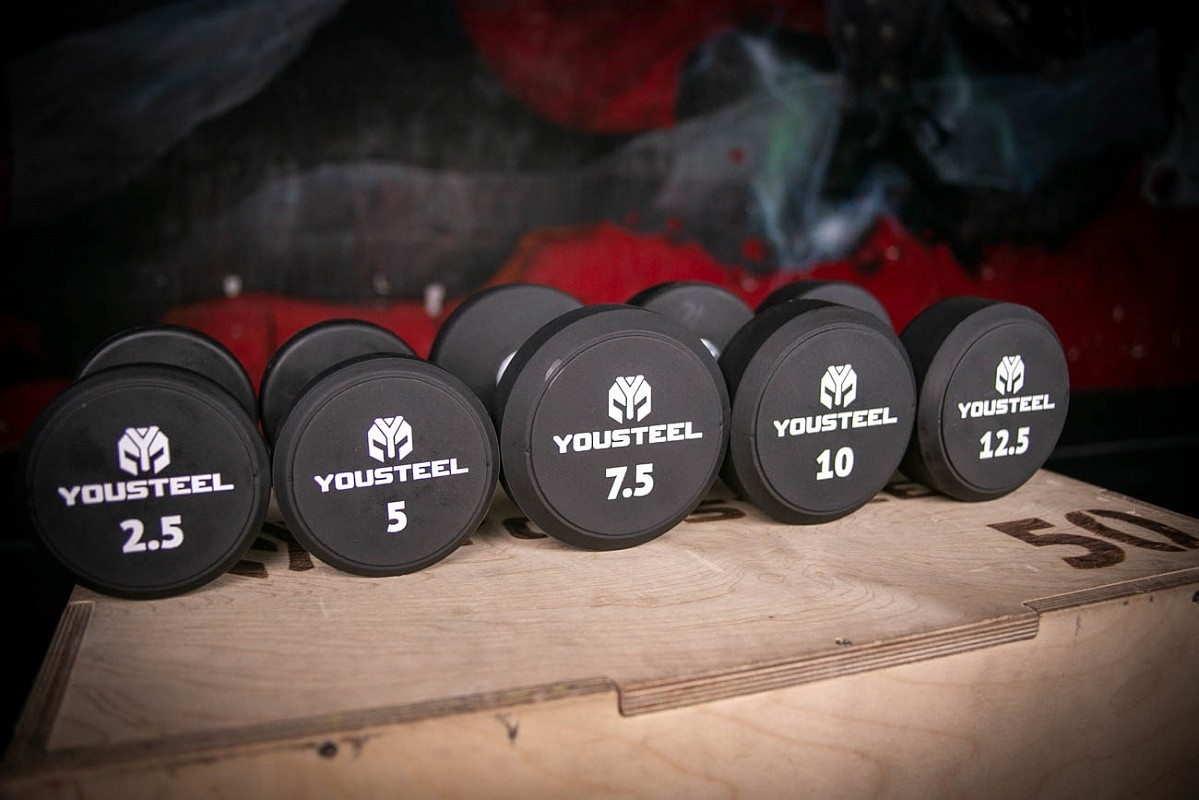 Гантель круглая PU-полиуретановая 5 кг YouSteel 1199_800