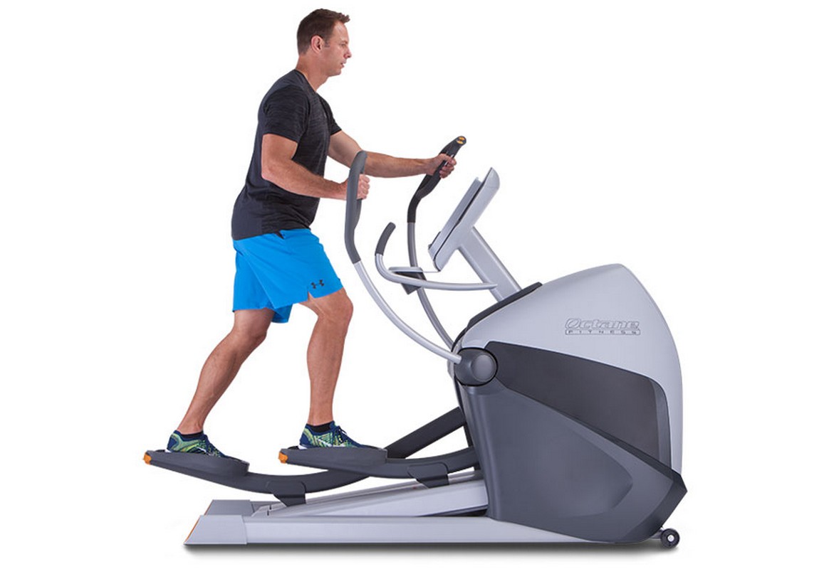 Коммерческий тренажер для бега Octane Fitness Standing Ellipticals XT4700 Standard 1164_800